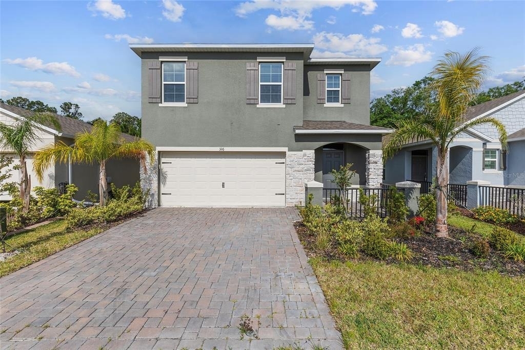 326 Caryota Court - Photo 0