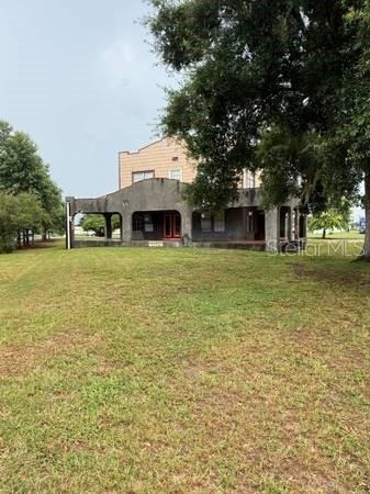 375 W Bay Avenue - Photo 4