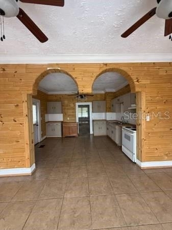 375 W Bay Avenue - Photo 6