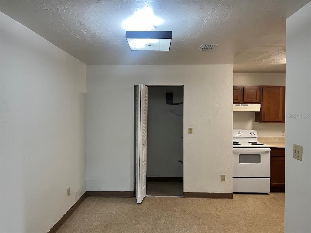 5730 Nw 25th Terrace - Photo 2