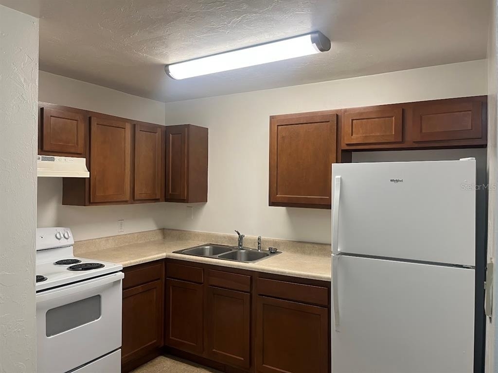 5730 Nw 25th Terrace - Photo 3