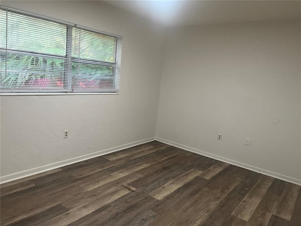 2622 Sw 31st Place - Photo 3