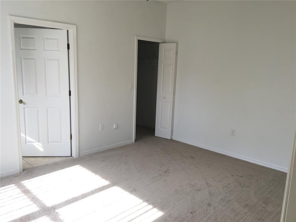 1726 Crowned Avenue - Photo 4