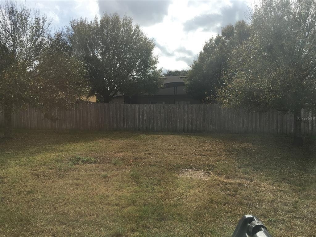 1726 Crowned Avenue - Photo 9