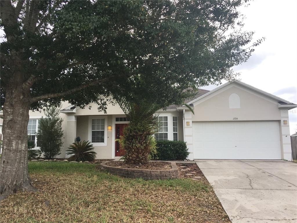 1726 Crowned Avenue - Photo 0
