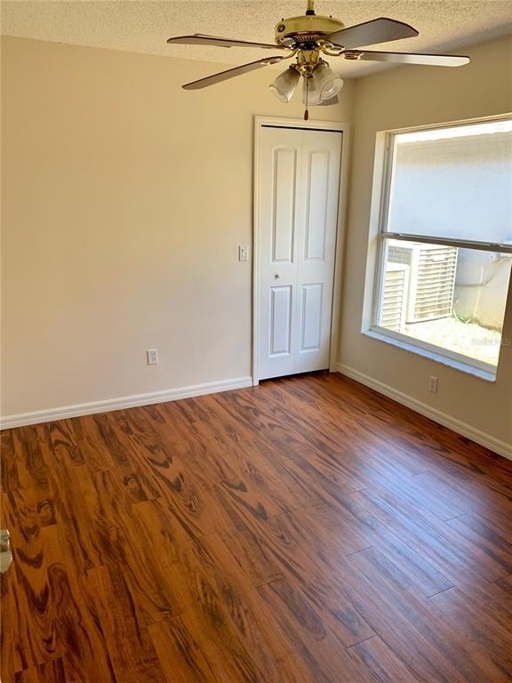 16400 Coopers Hawk Avenue - Photo 5