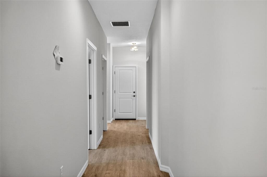 8 Squire Court - Photo 8
