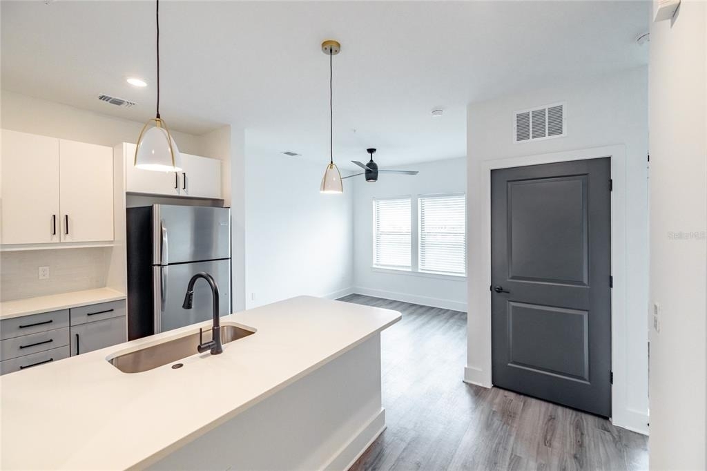 1420 Lakefront Drive - Photo 5