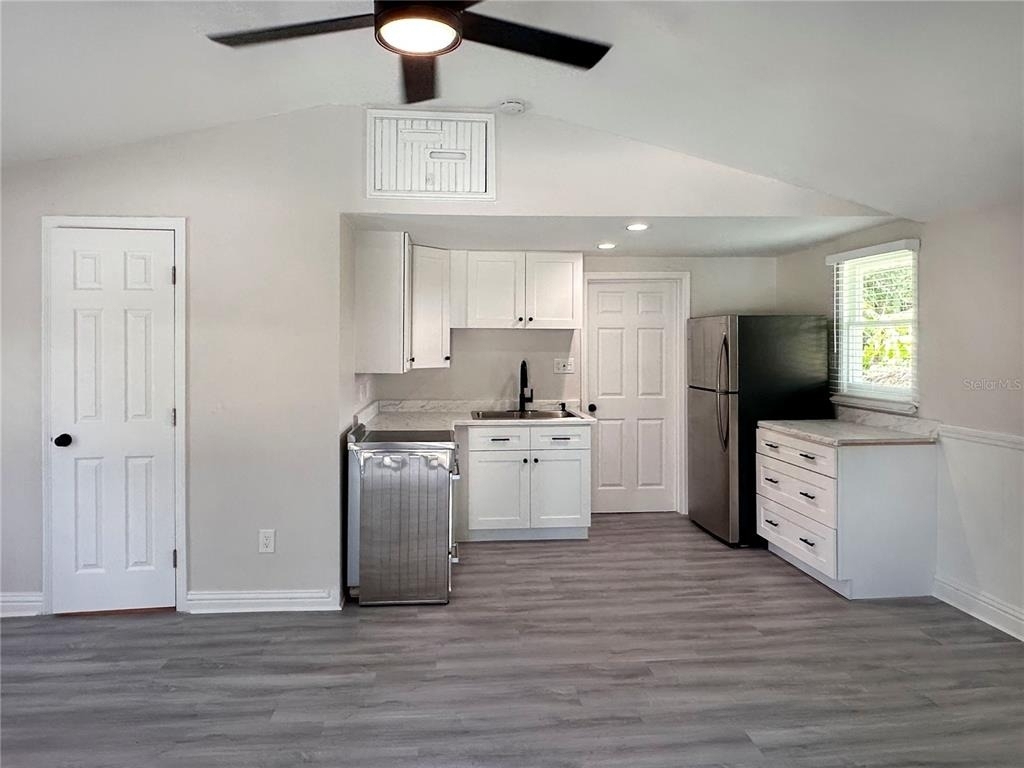 1818 Worrington Street - Photo 1