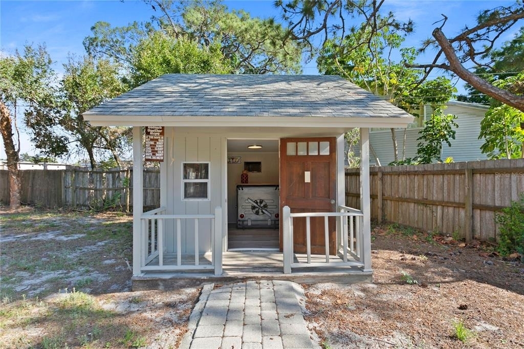 1694 Joyce Street - Photo 30