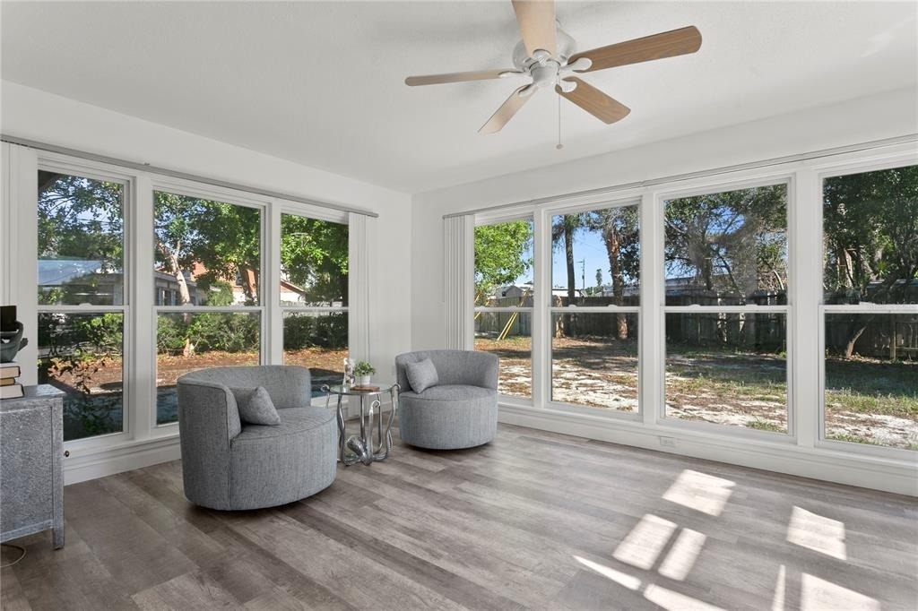 1694 Joyce Street - Photo 8
