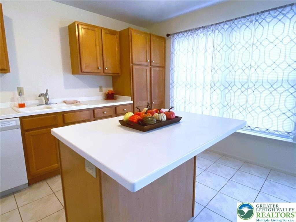8134 Heritage Drive - Photo 11