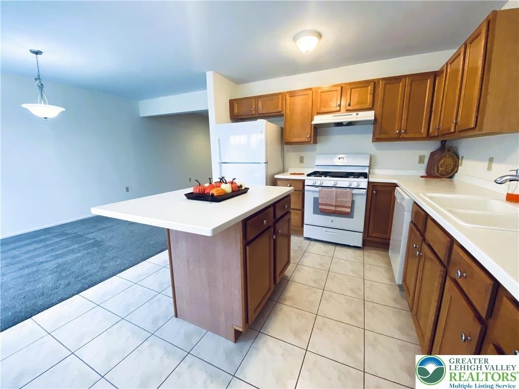 8134 Heritage Drive - Photo 10
