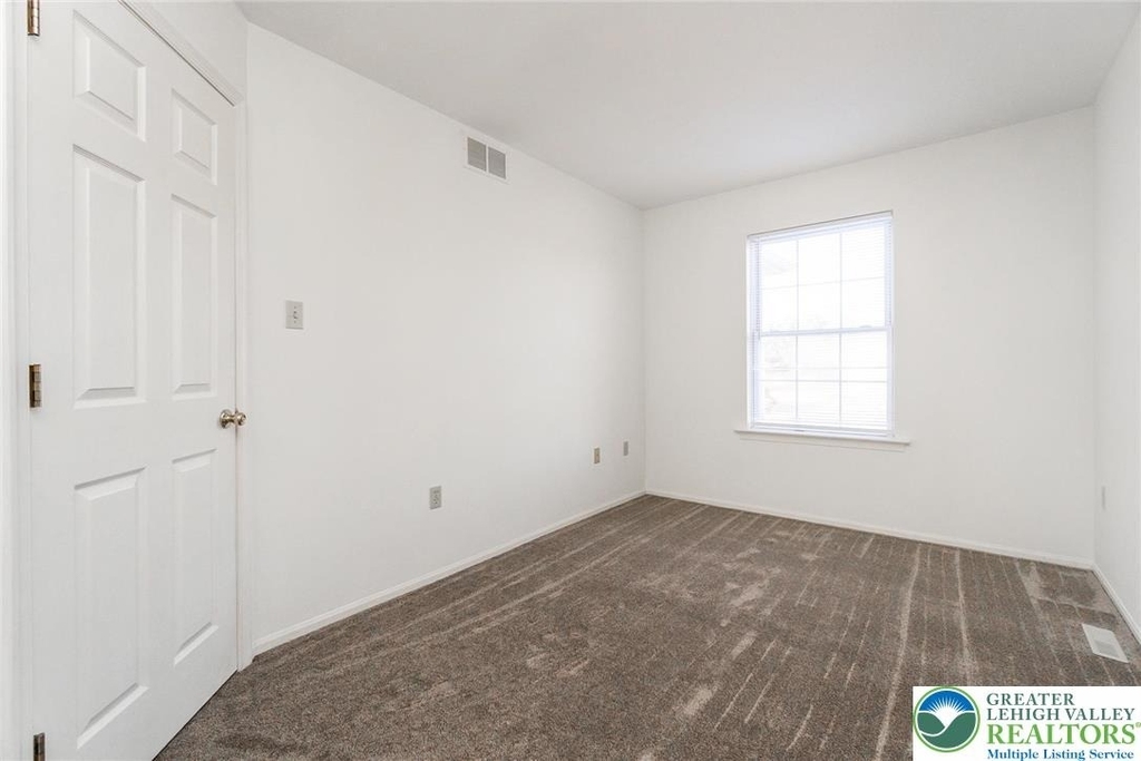 8134 Heritage Drive - Photo 18