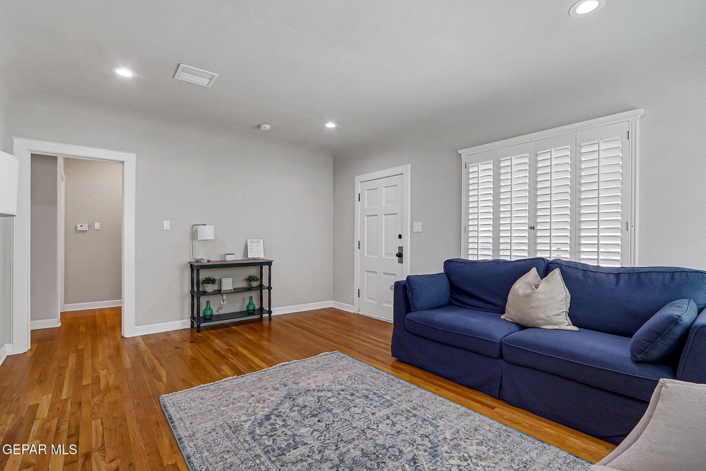 3511 Murray Place - Photo 3