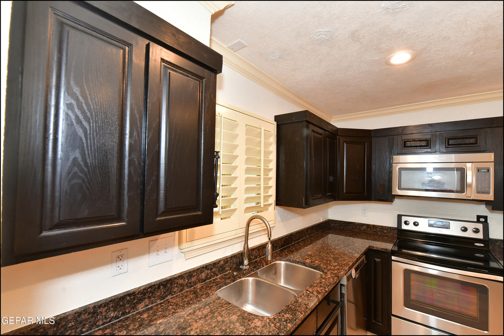 4433 N Stanton Street - Photo 11