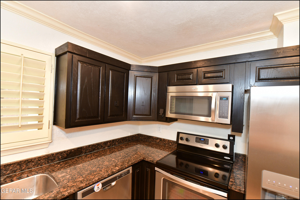 4433 N Stanton Street - Photo 12