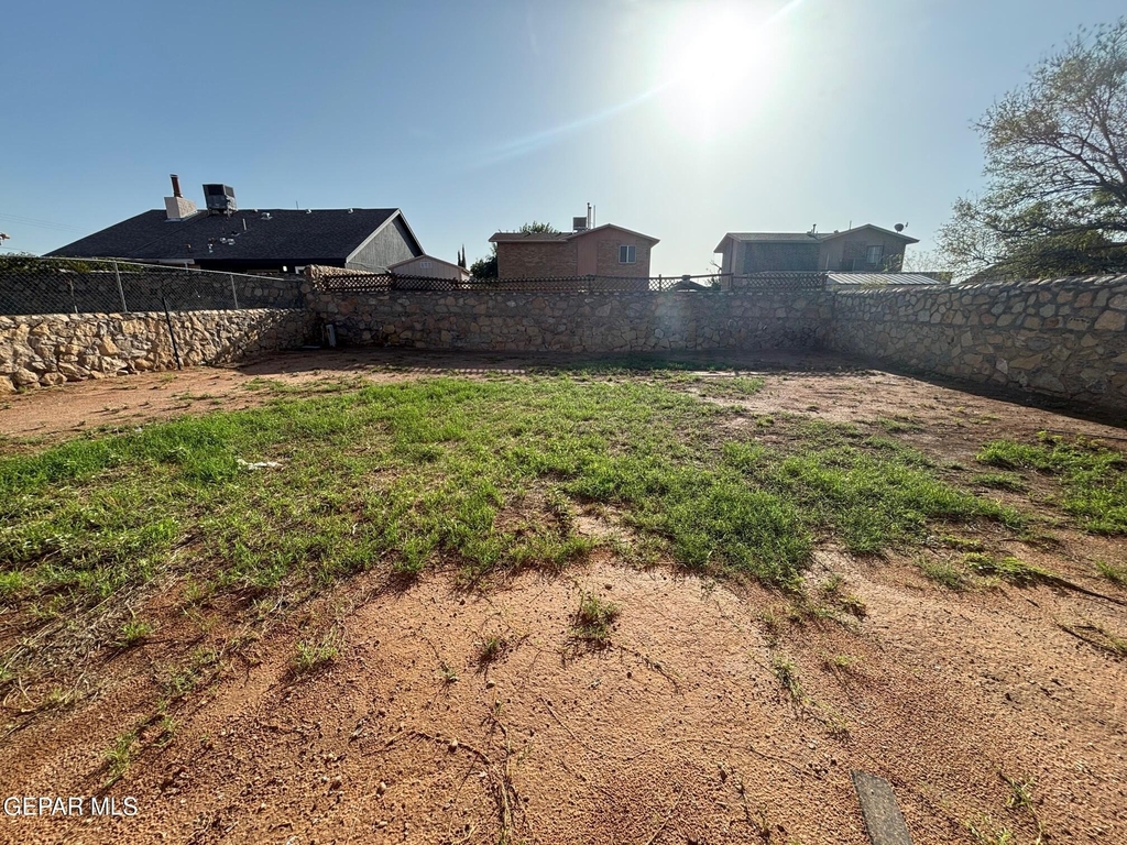 10840 Obsidian Street - Photo 13