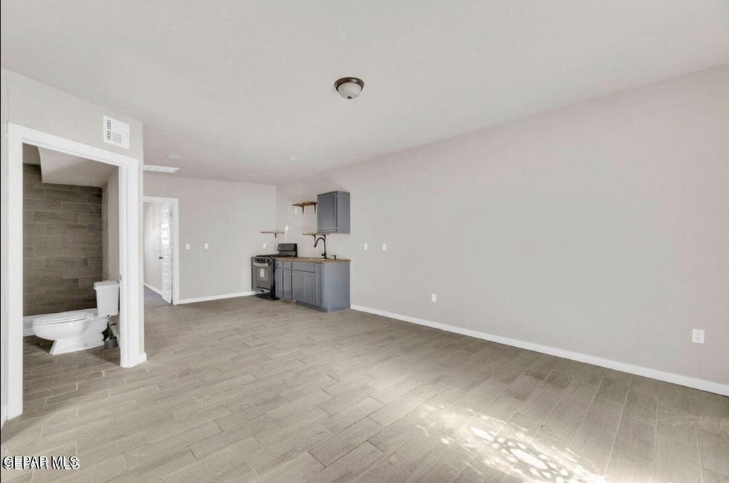 8827 Mount Elbert Drive - Photo 8