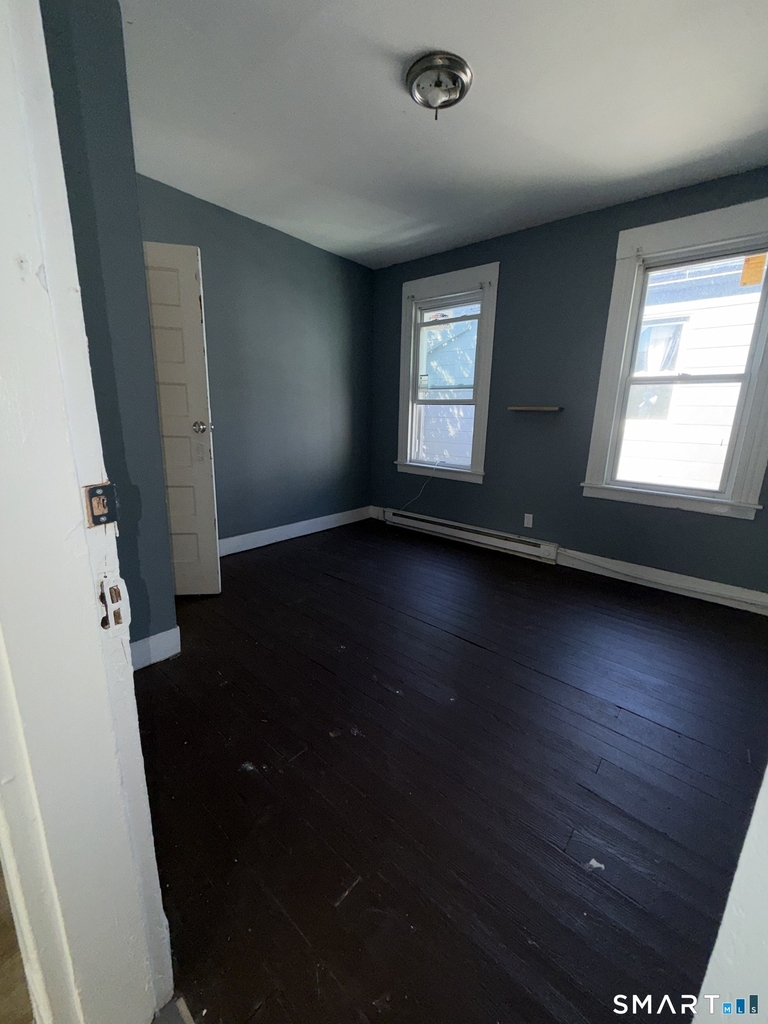 69 Lounsbury Street - Photo 1
