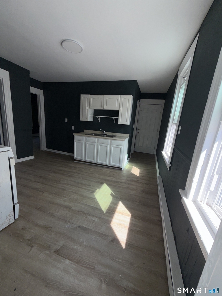 69 Lounsbury Street - Photo 4