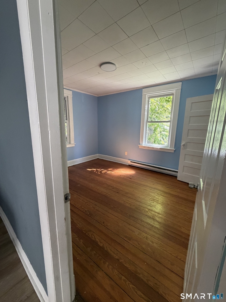 61 Lounsbury Street - Photo 5
