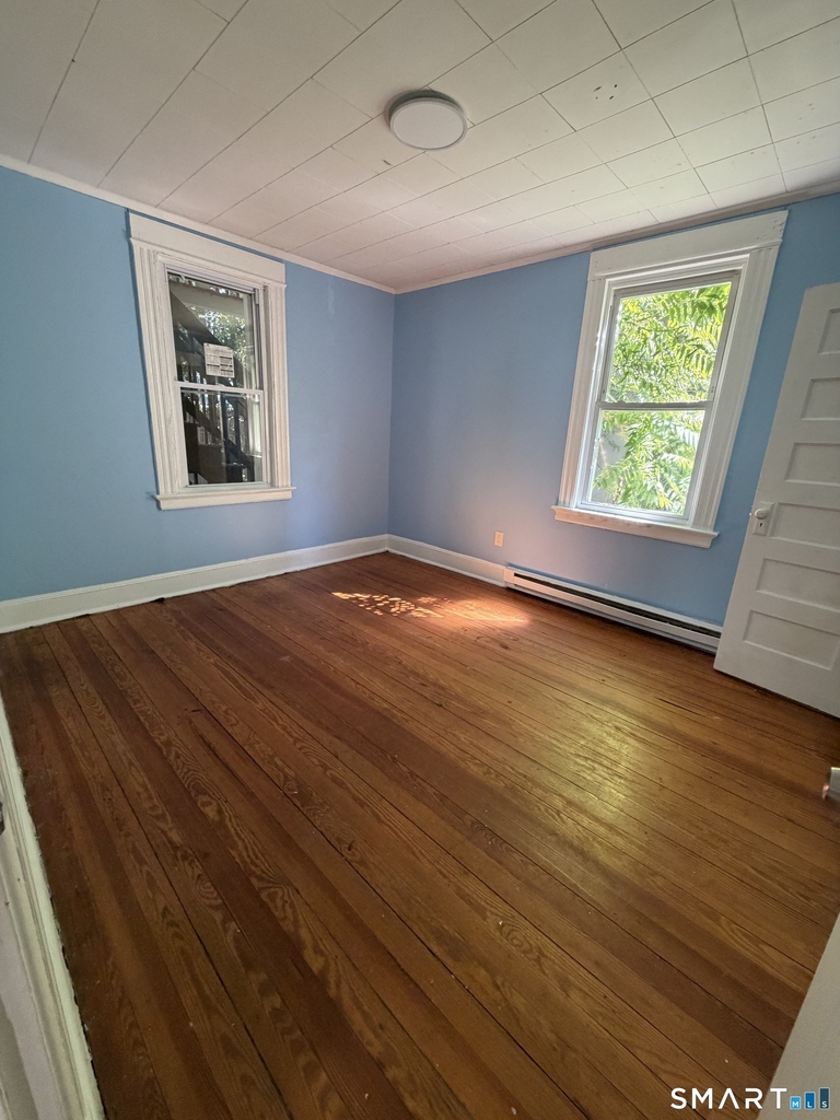 61 Lounsbury Street - Photo 6