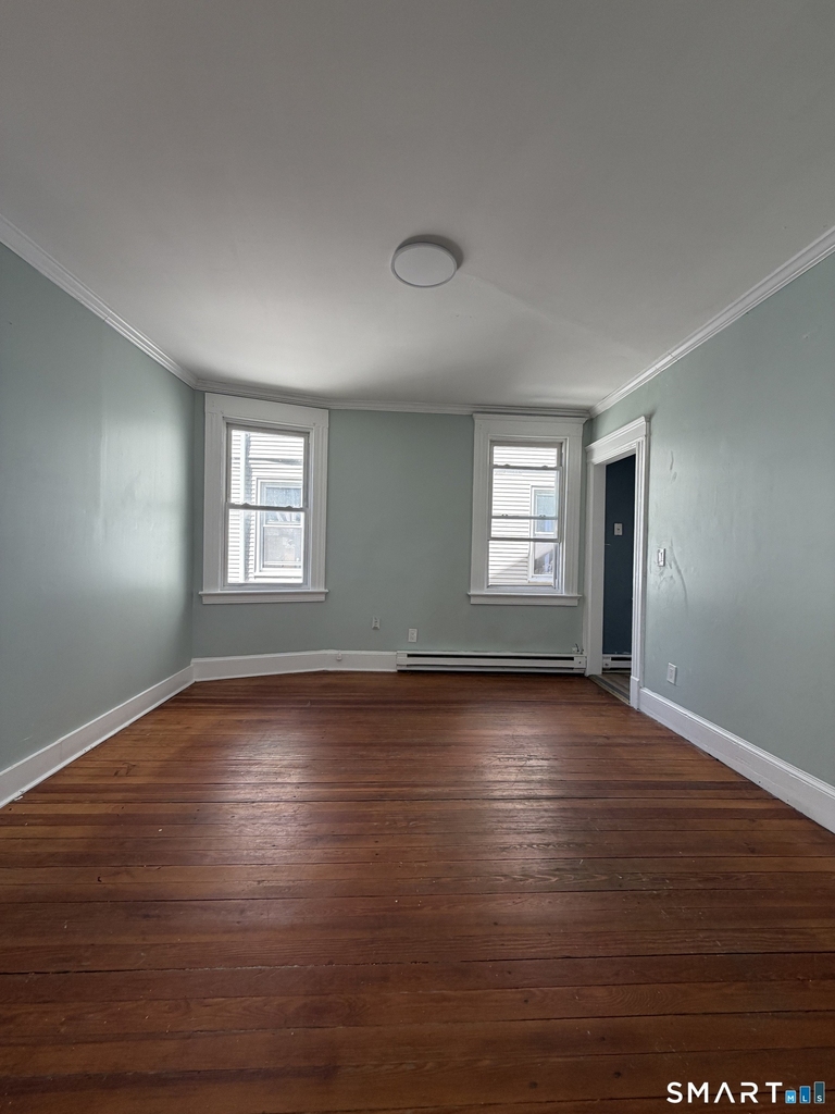 61 Lounsbury Street - Photo 3