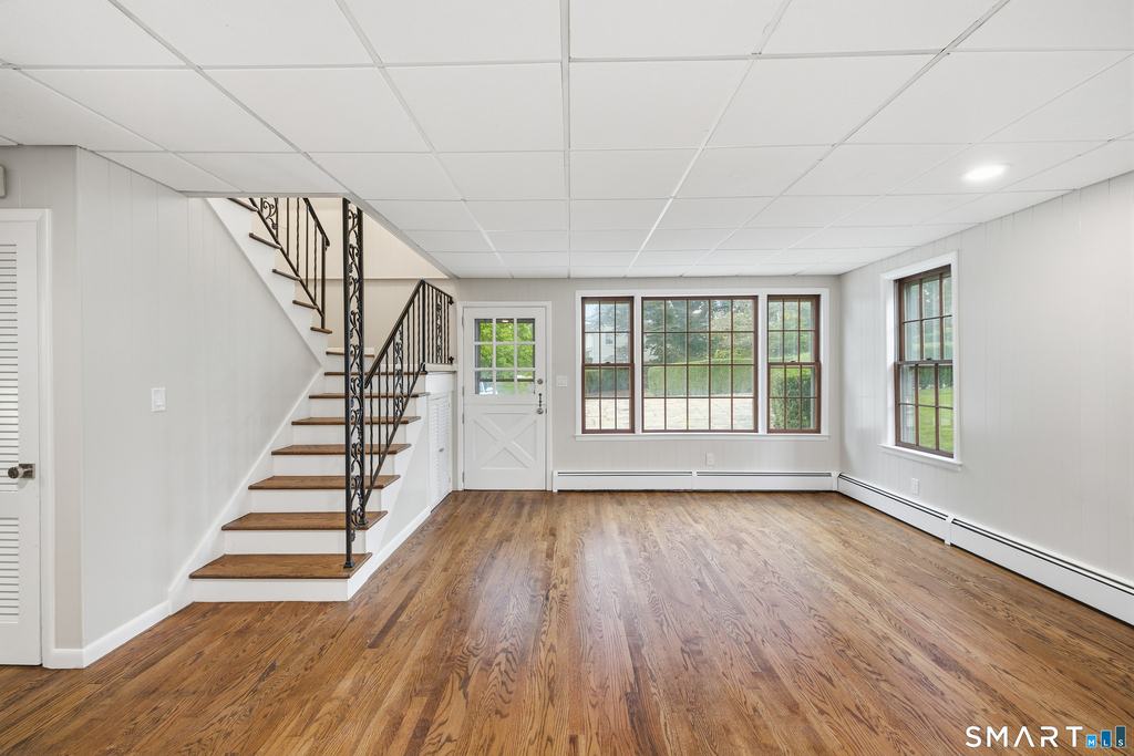 217 Ocean Drive - Photo 2