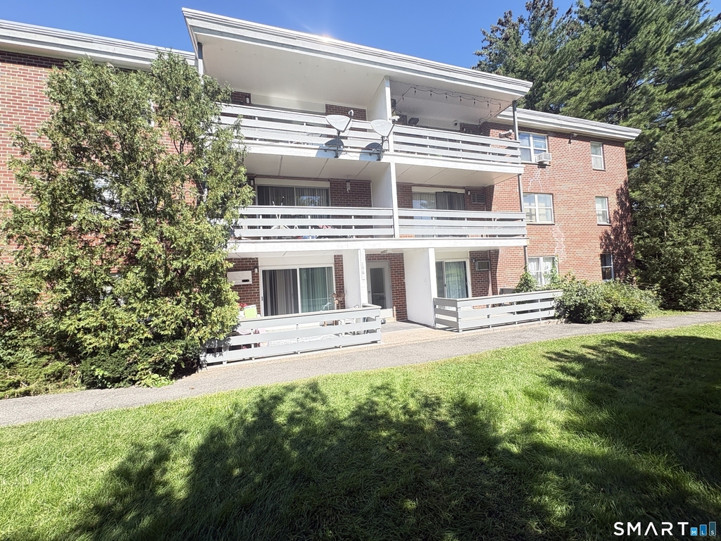 106 Oakwood Avenue - Photo 16