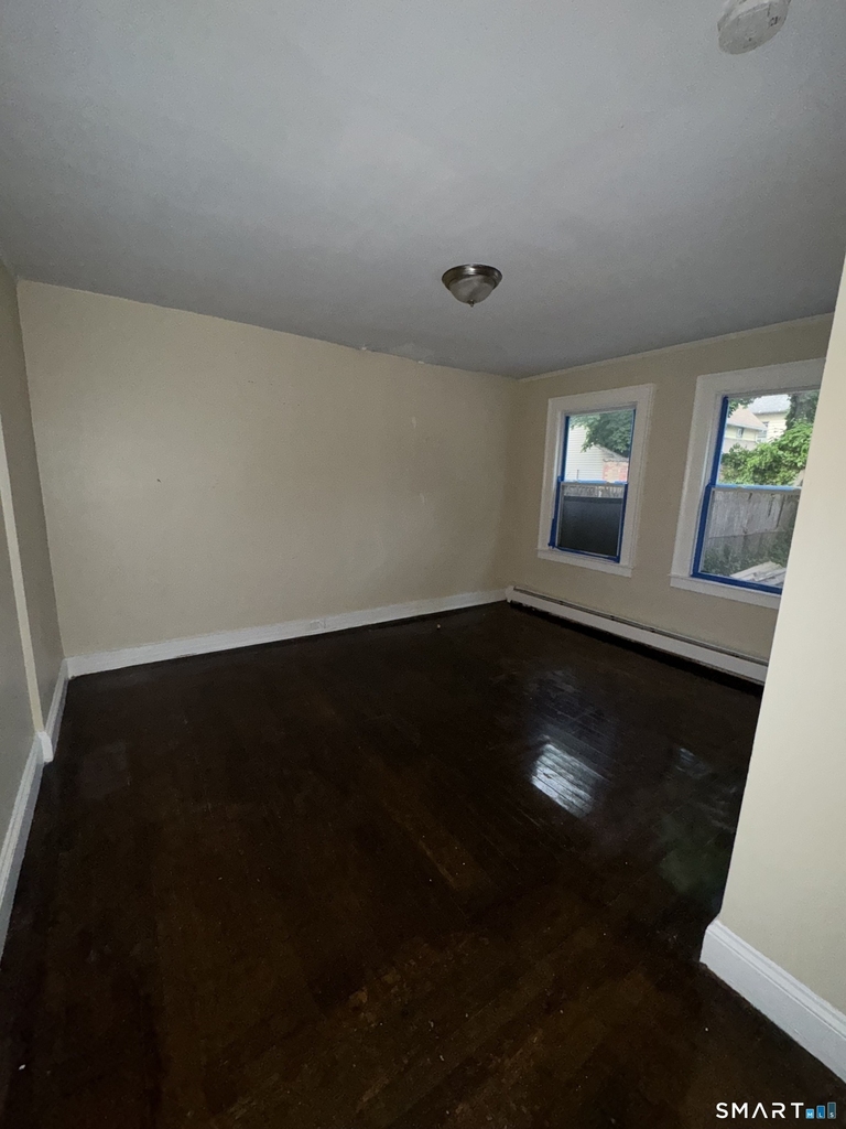 89 Hurlburt Street - Photo 4