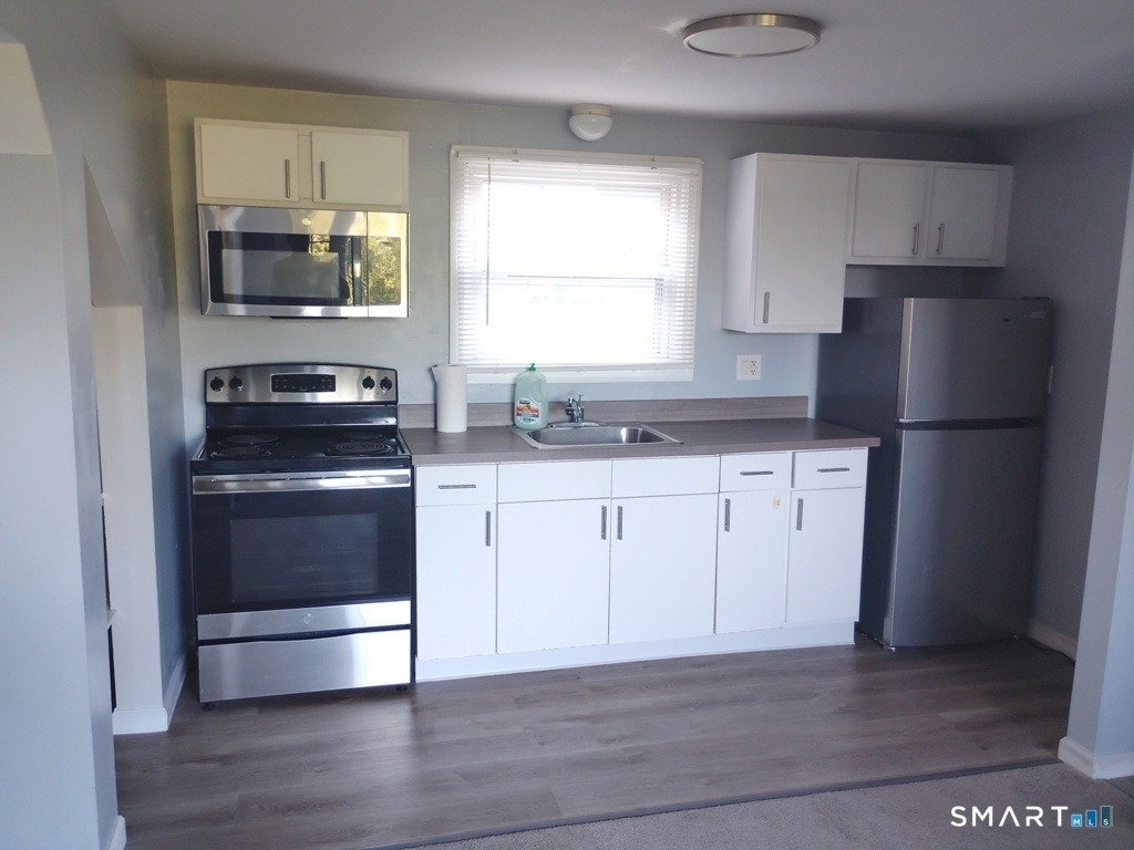 272 Springdale Avenue - Photo 3