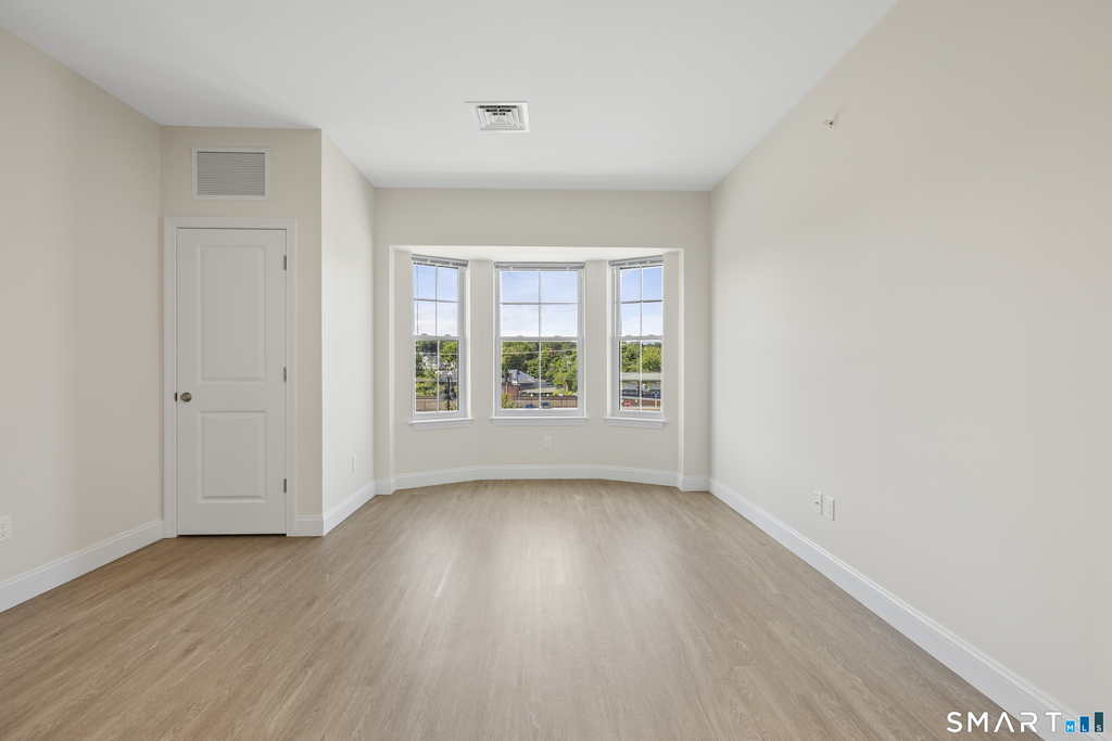 55 Steele Boulevard - Photo 10