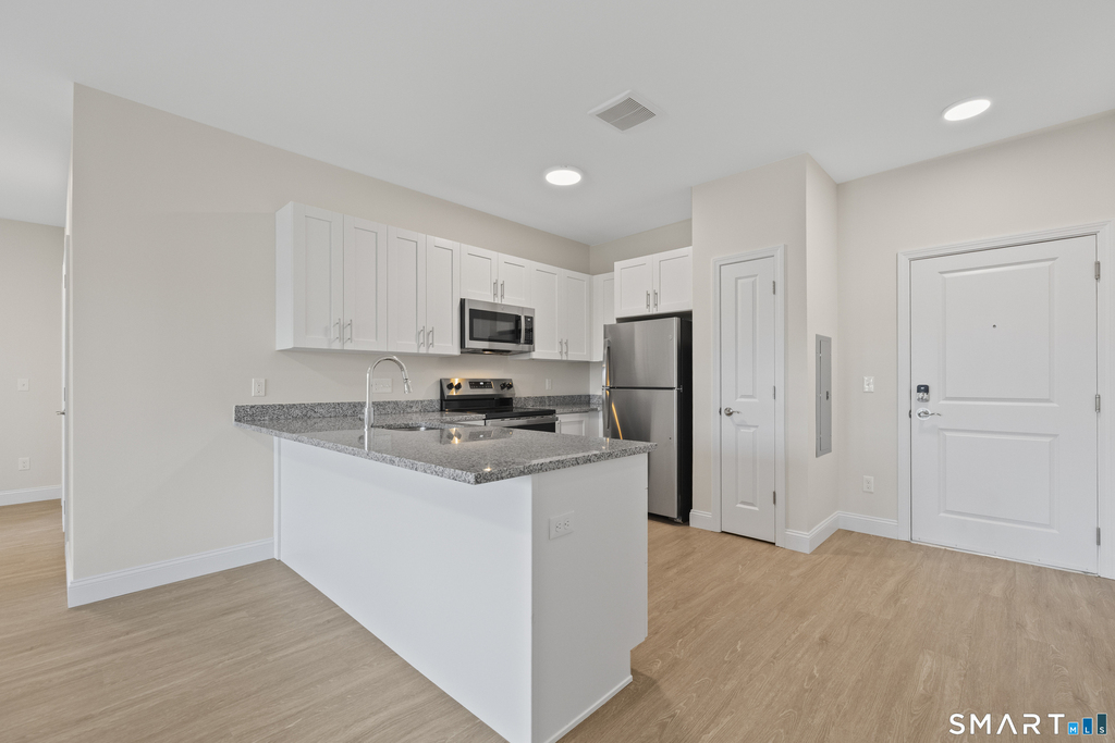 55 Steele Boulevard - Photo 5