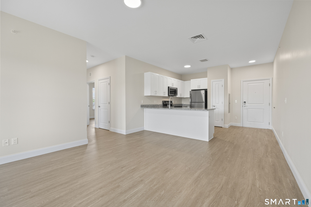 55 Steele Boulevard - Photo 9