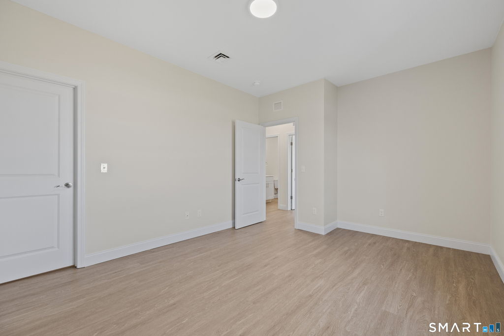 55 Steele Boulevard - Photo 18