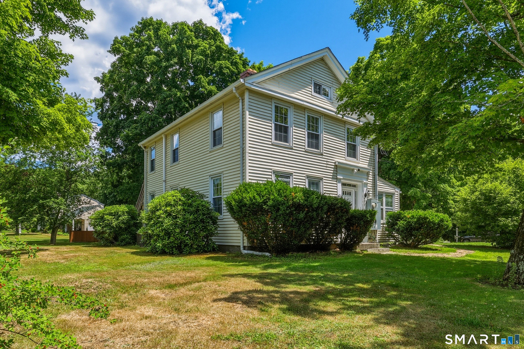 945 Glastonbury Turnpike - Photo 1