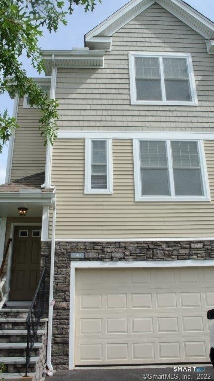 140 Kyles Way - Photo 1