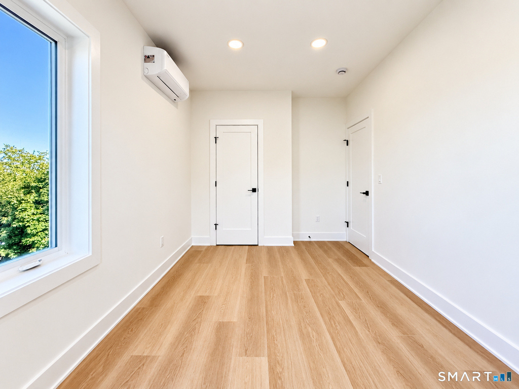 77 Ely Avenue - Photo 7