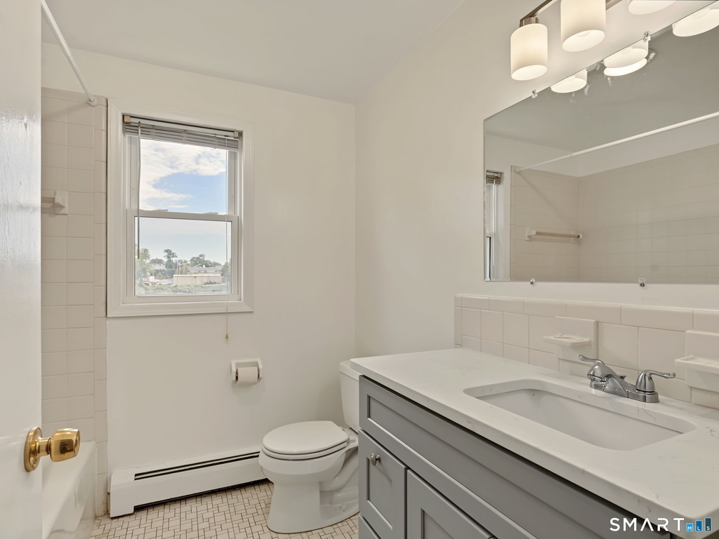 108 Kenwood Avenue - Photo 16