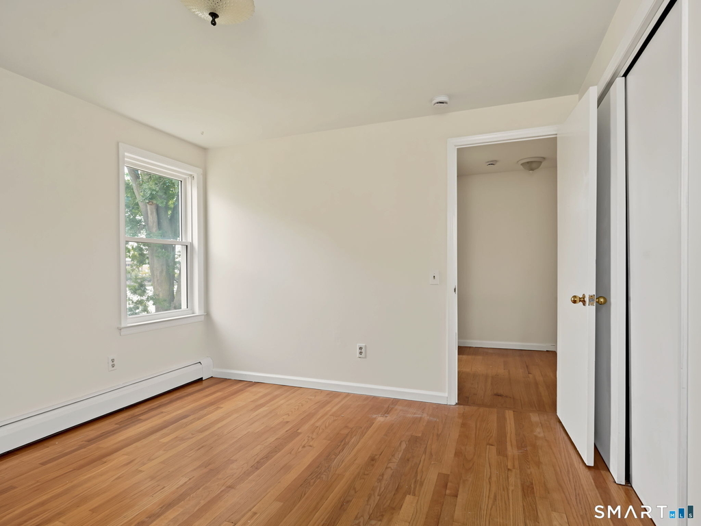 108 Kenwood Avenue - Photo 12