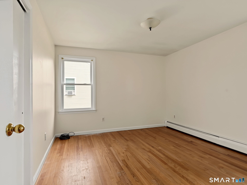 108 Kenwood Avenue - Photo 10