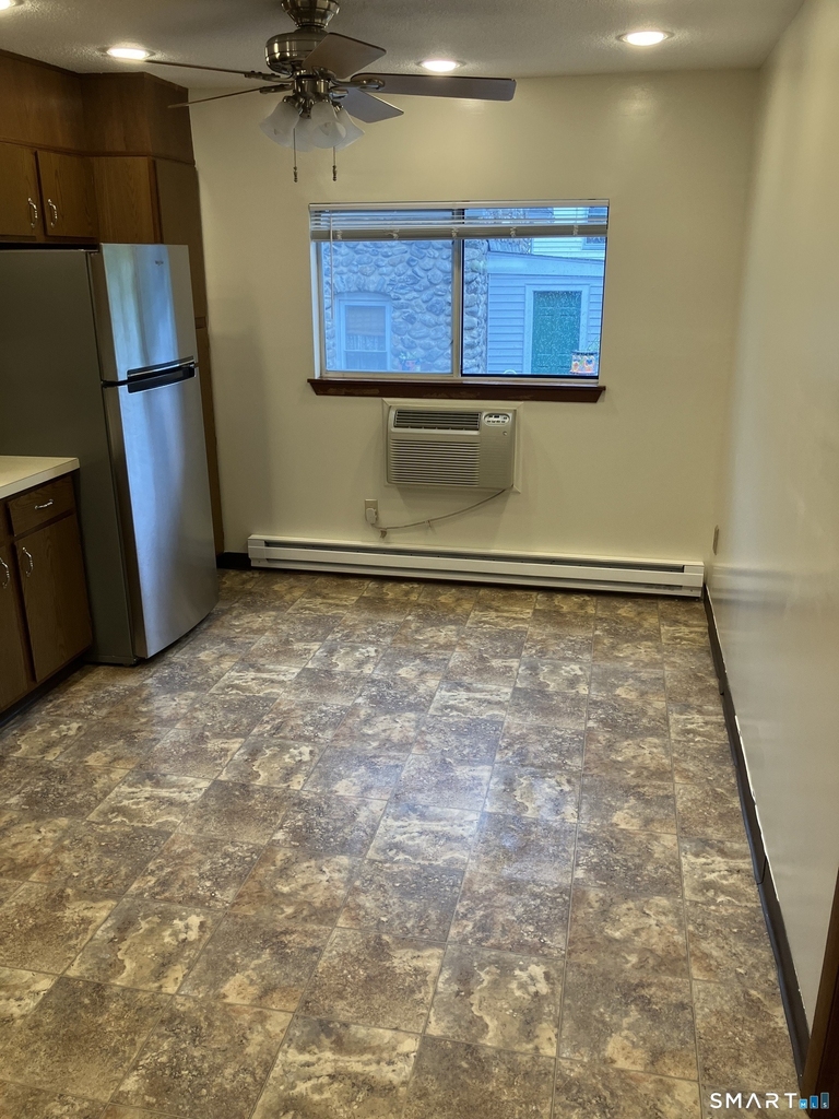 671-3 Wilson Street - Photo 2