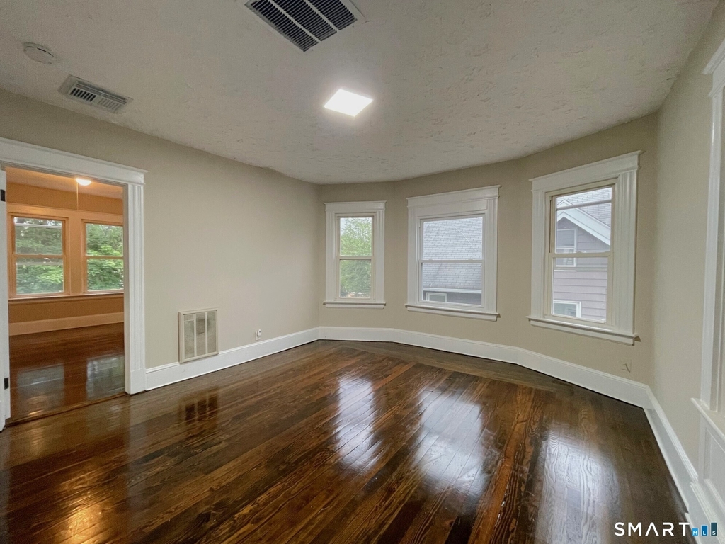 541 Church Street - Photo 3