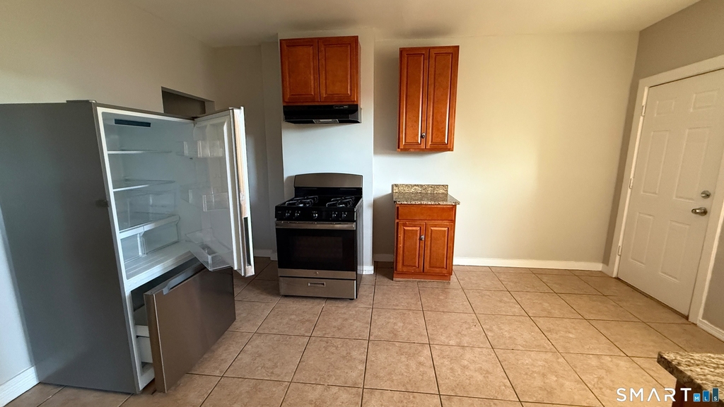 75 James Street - Photo 1