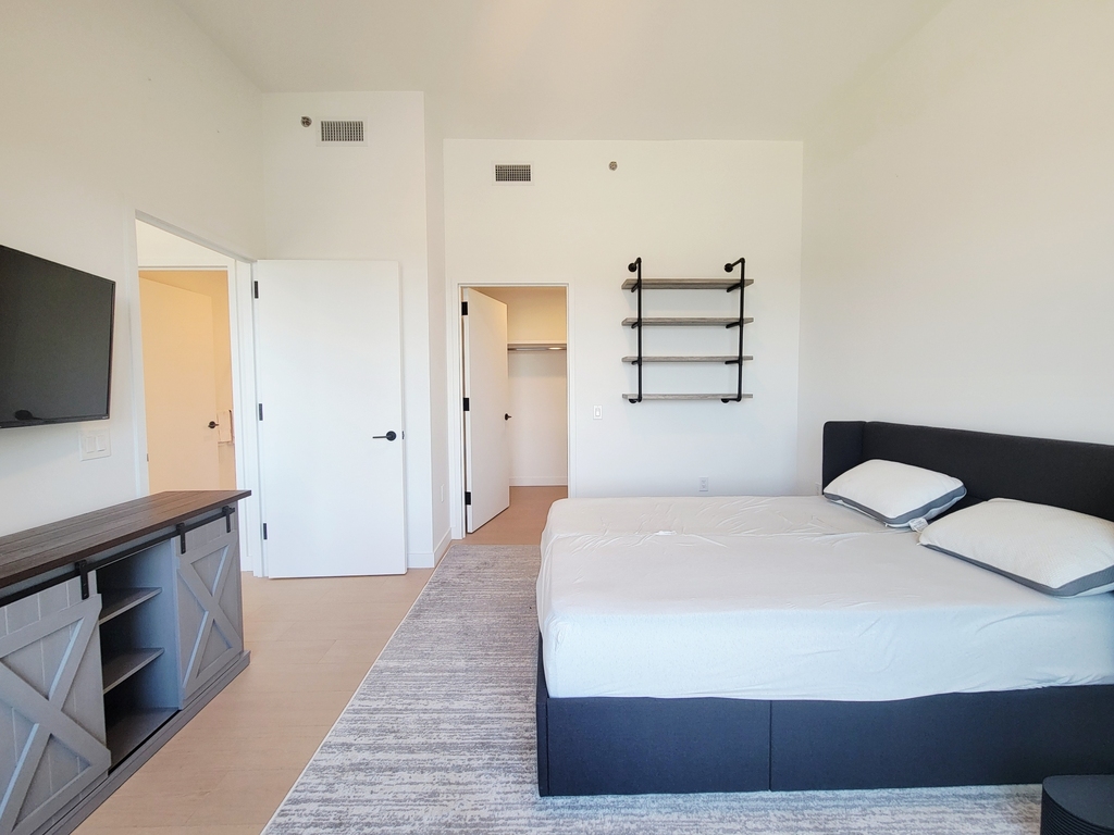 482 Kent Avenue - Photo 6