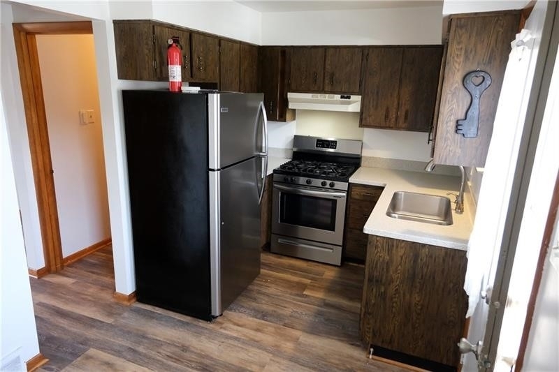 1701 4th Ave - Photo 4