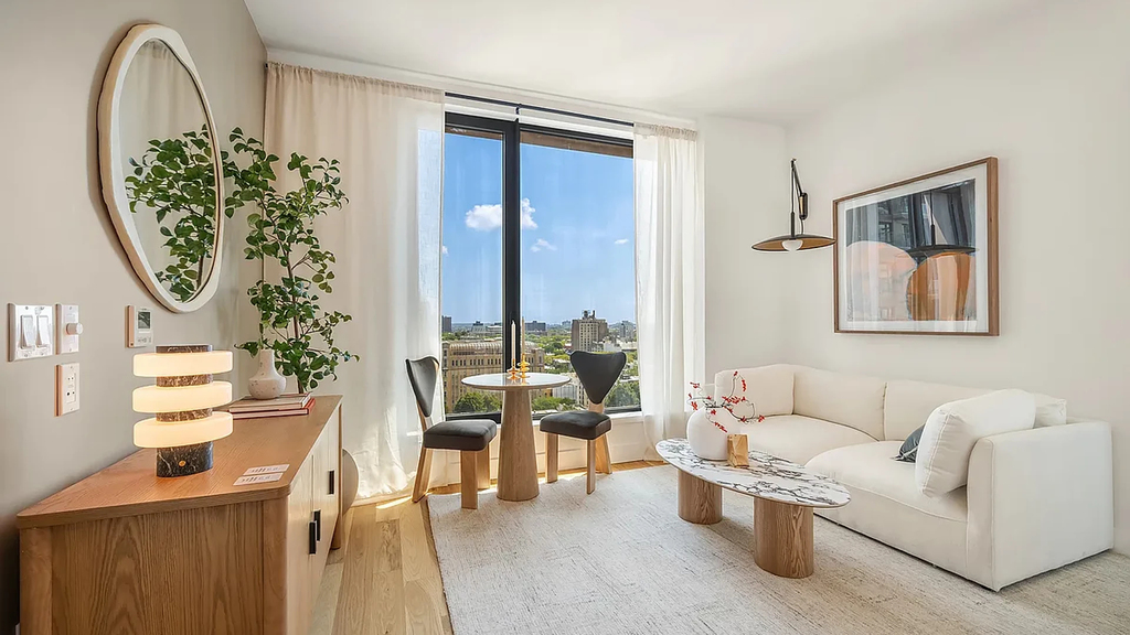 20 Rockwell Place - Photo 1