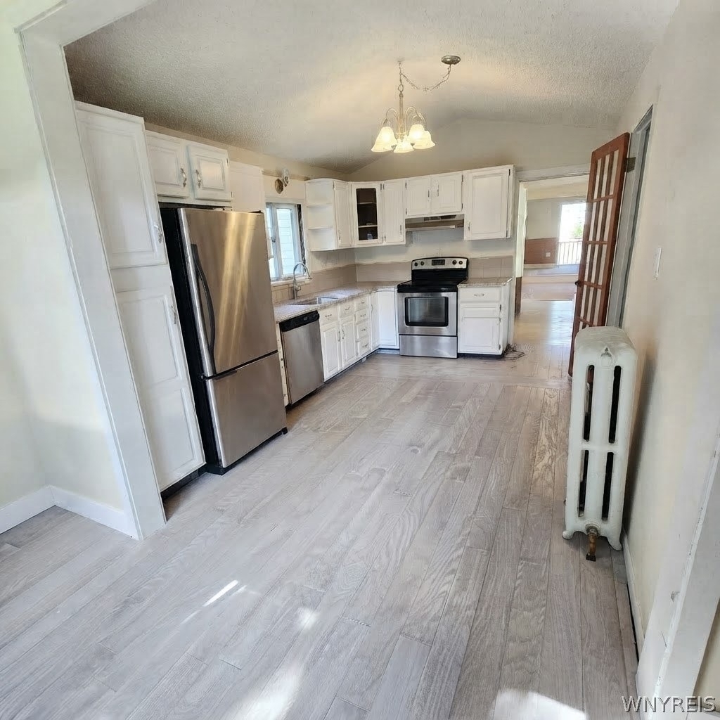 833 Revere Avenue - Photo 12