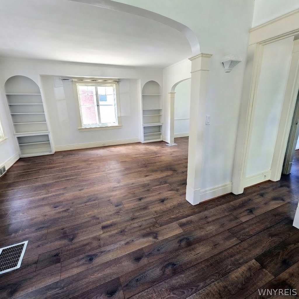 75 W Hazeltine Avenue - Photo 4